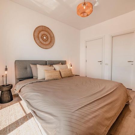 Apartament Zoomers Cazare Mamaia Nord - Năvodari Exteriér fotografie